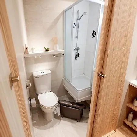 Rachel 17 * Mons (Bergen)