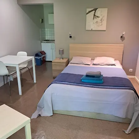 Rachel 17 Apartman *